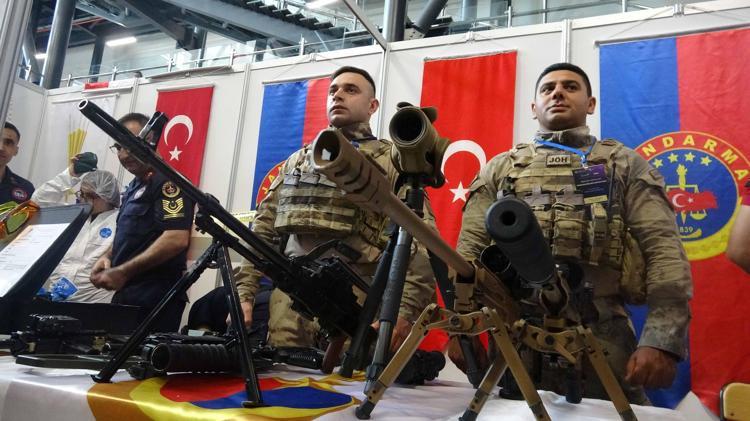 JANDARMA, 5 AYRI STANTLA FUARDA YER ALDI