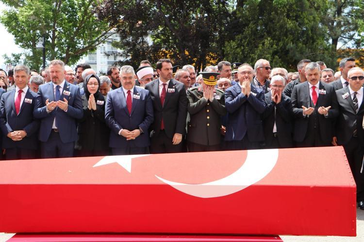 ‘BU KUTLU NÖBETİN SADIK NEFERLERİ OLDULAR’