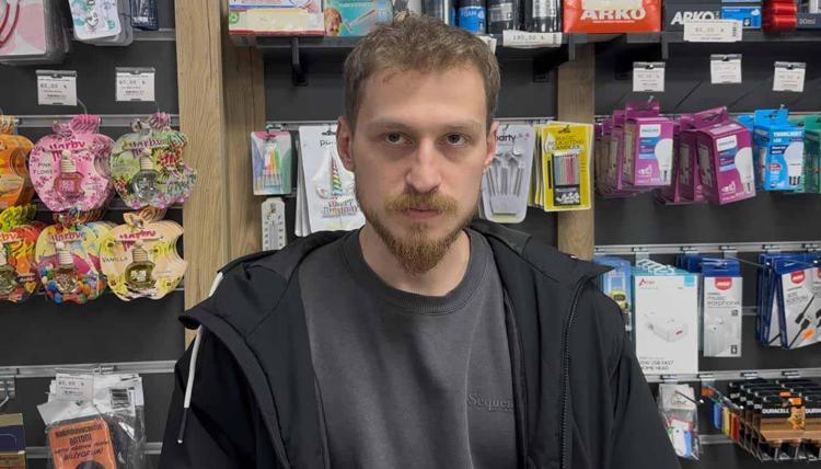 ‘KAPIMIZA GELDİĞİNDE AVUÇ İÇİ KADARDI’