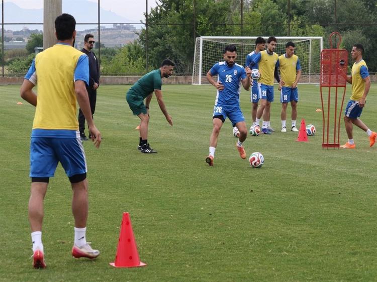 ‘TÜRKİYE’DE İNSANLAR BİZİ DESTEKLİYOR’