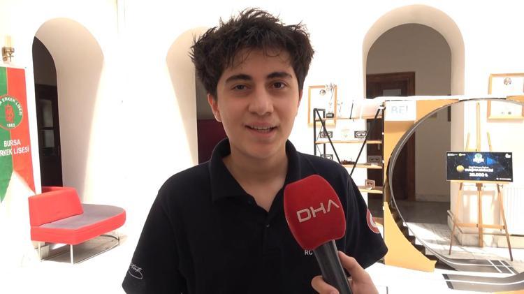 ‘BAYRAĞIMIZI YURT DIŞINDA DALGALANDIRDIĞIMIZ İÇİN ÇOK MUTLUYUM’