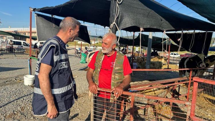 4 GÜNDE 60 BİN ARAÇ İLÇEYE GİRİŞ YAPTI