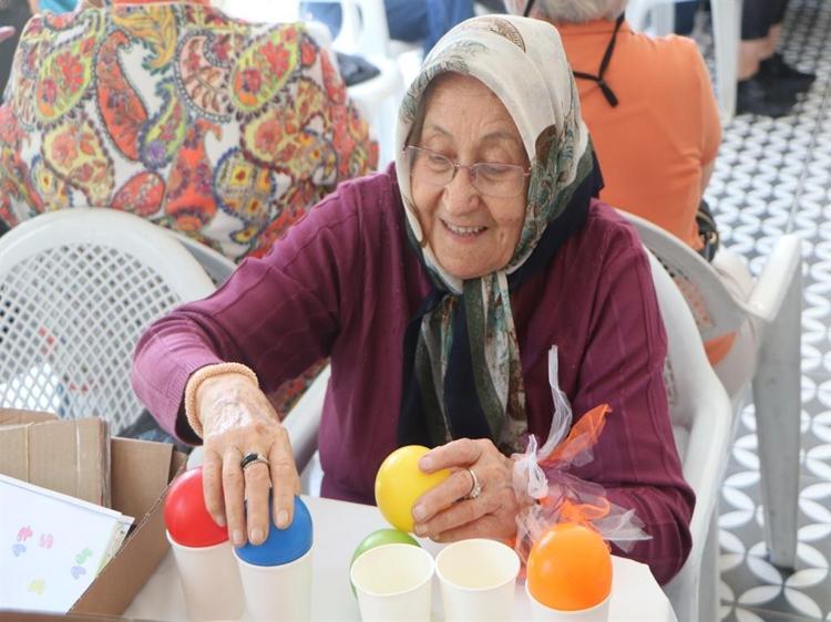 YALNIZLIĞIN ÜZERİNE DEPRESYON EKLENİNCE RİSK YÜZDE 100’E ÇIKIYOR