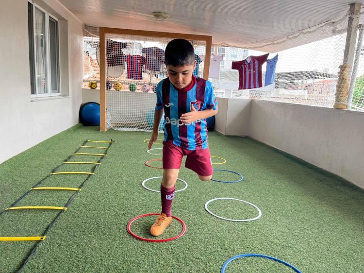 HAYALİM TRABZONSPORDA OYNAYAN FUTBOLCULARLA TANIŞMAK