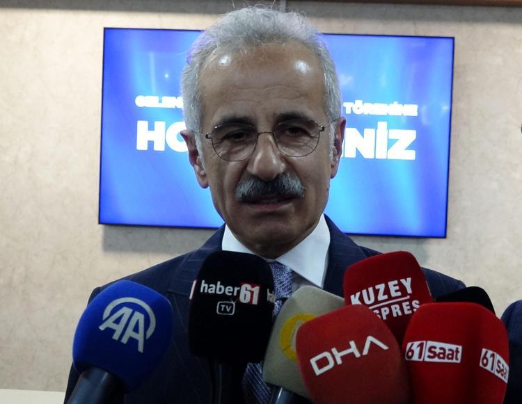 BAZI OTOYOL KESİMLERİNDE REKOR GEÇİŞLER OLDU