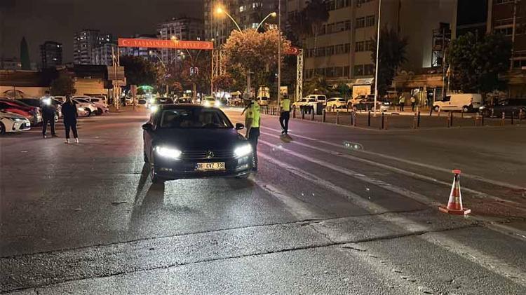 DUR İHTARINA UYMAYIP KAÇTI, KAZA YAPTI