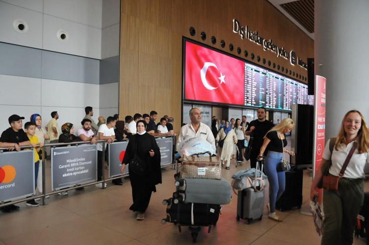 SIKINTISIZ GİTTİK SIKINTISIZ GELDİK
