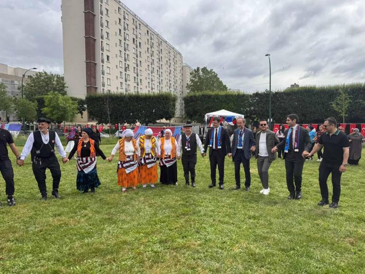 SANATÇILARLA KARADENİZ COŞKUSU