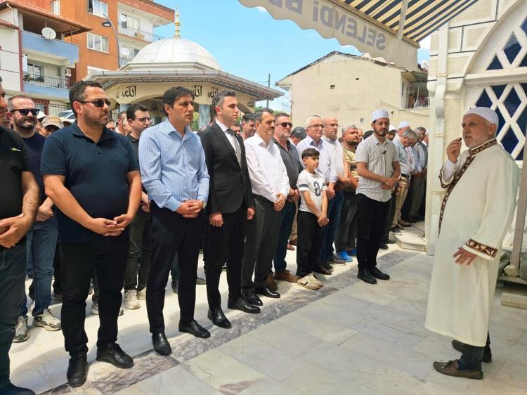 MEMLEKETİNDE SON YOLCULUĞUNA UĞURLANDI