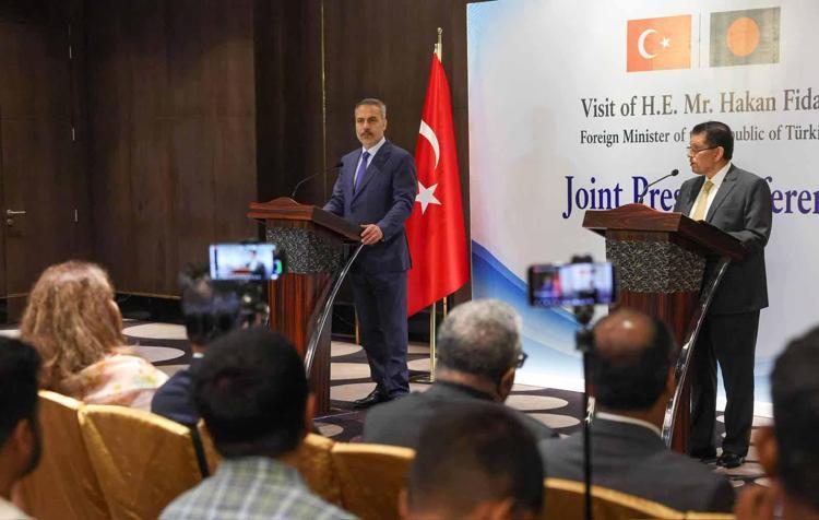 İRAN İLE ABD ARASINDAKİ GÖRÜŞMELER