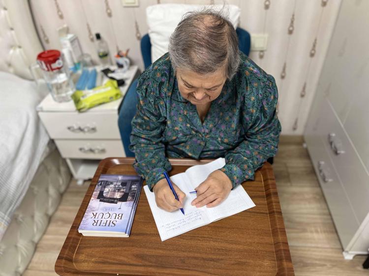 DEPRESYONUMA, YAZMAK İYİ GELDİ
