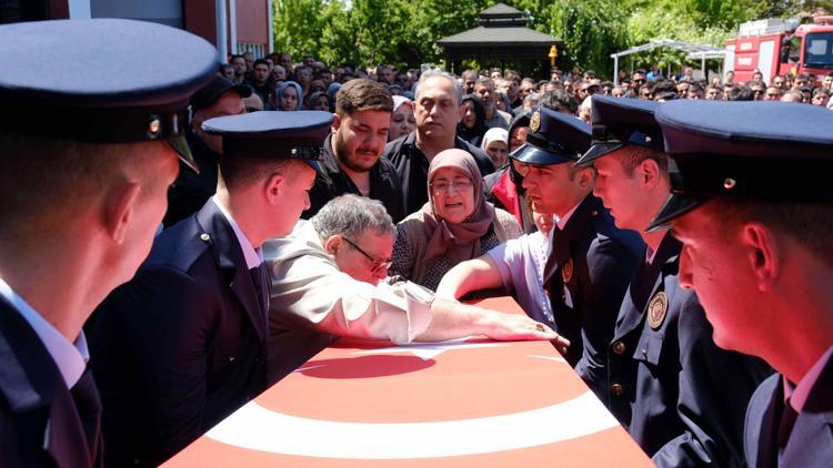 KENDİNİ YAKTIN DA BENİ ŞEHİT ANNESİ YAPTIN