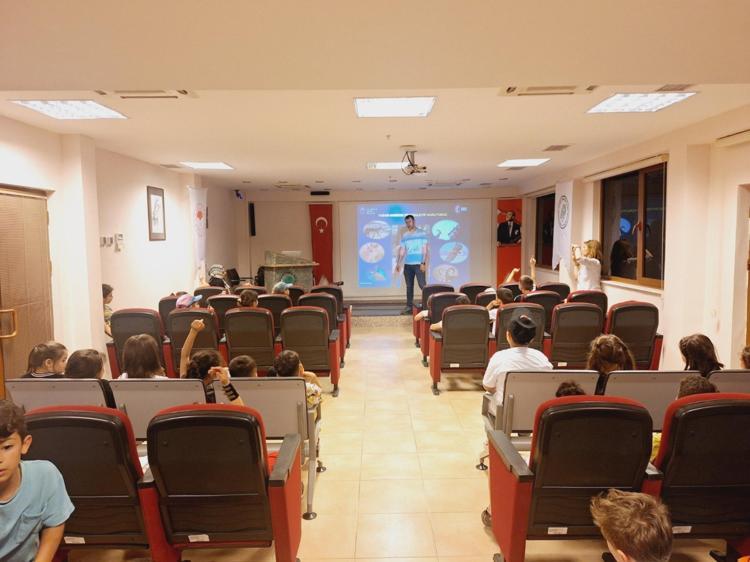 İKİ AŞAMALI EĞİTİM PROGRAMI UYGULANIYOR