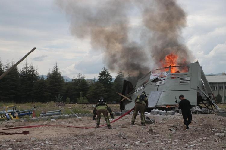 ARTÇI DEPREM VE YANGIN SENARYOSU GERÇEKLEŞTİ
