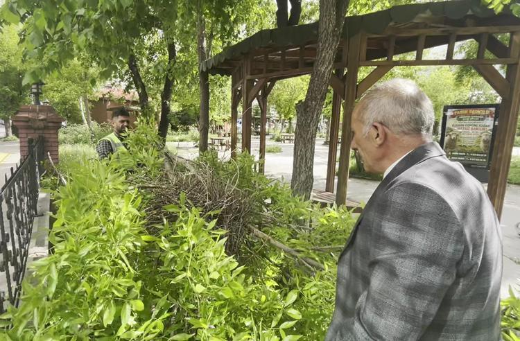 ‘CANLILARA KARŞI SORUMLULUĞUMUZUN BİLİNCİNDEYİZ’