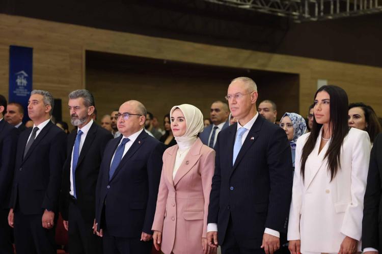 DİJİTAL DÜNYANIN RİSKLERİYLE MÜCADELE