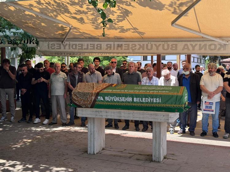 5 KADIN TOPRAĞA VERİLDİ