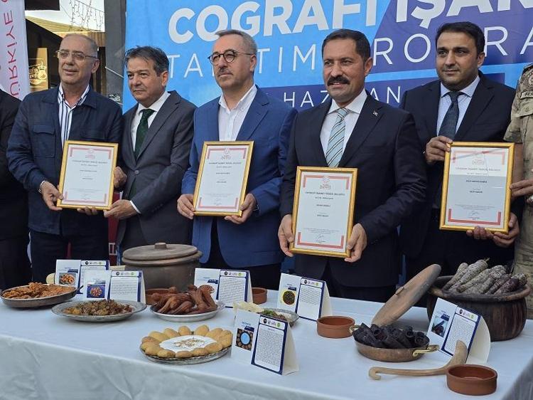 HATAYLILAR, ANKA KUŞU MİSALİ KÜLLERİNDEN YENİDEN DOĞMUŞTUR