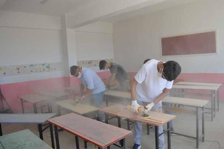 ‘ÇALIŞMALARIMIZ SADECE SIRA VE MASAYLA SINIRLI DEĞİL’