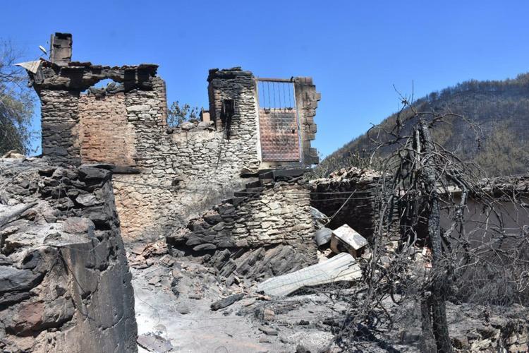 BAKANIM EVİMİZ OLDUĞUNDA BİZE ÇAY İÇMEYE GELSİN