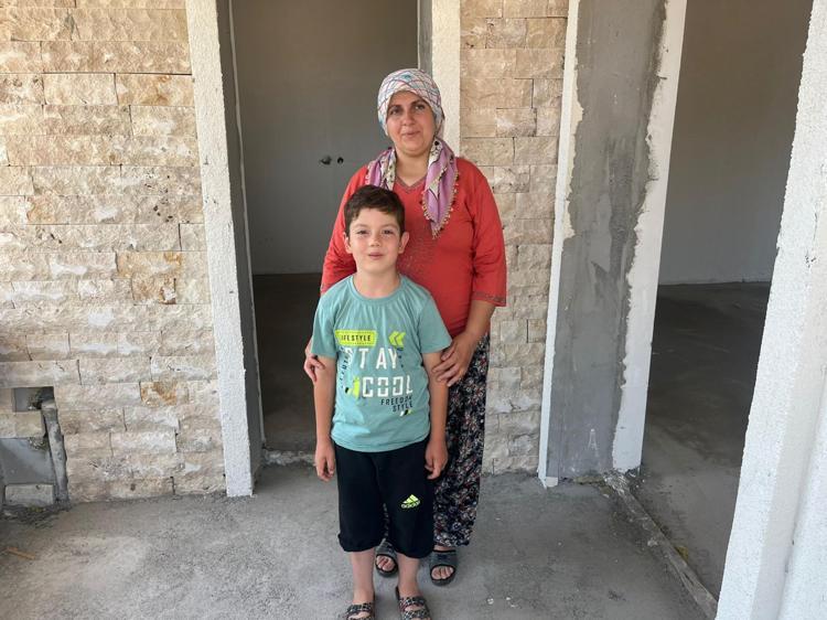 EVİMİZİN ÇOĞU BİTTİ ÇOK MUTLUYUZ