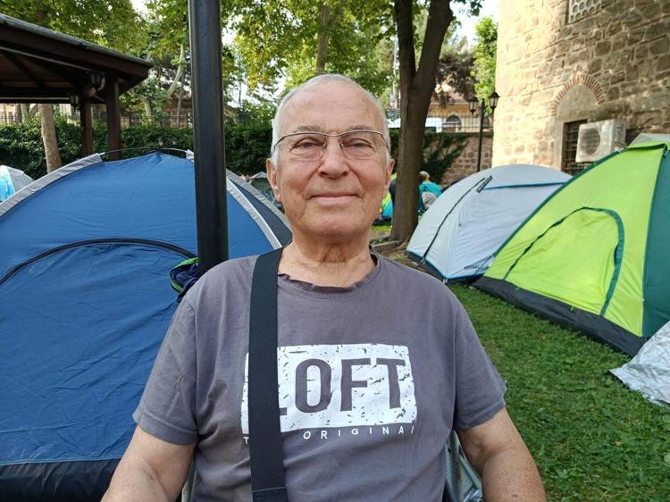 SİZİ ÜCRETSİZ OTELE GÖTÜRELİM, DESENİZ ÇOĞU GİTMEZ’