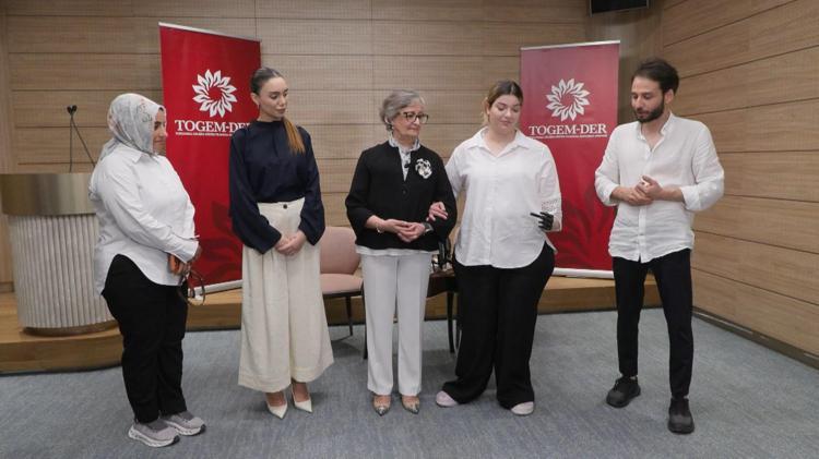 ‘ÜÇ ÇOCUĞUYLA BİRLİKTE ASRIN AFETİNE YAKALANMIŞ BİR KADIN’