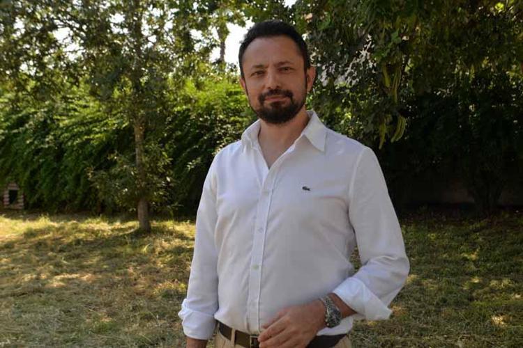 TEK KULAKLA, GÜRÜLTÜLÜ ORTAMLARDA BELİRGİN ZORLUKLAR OLUŞUR