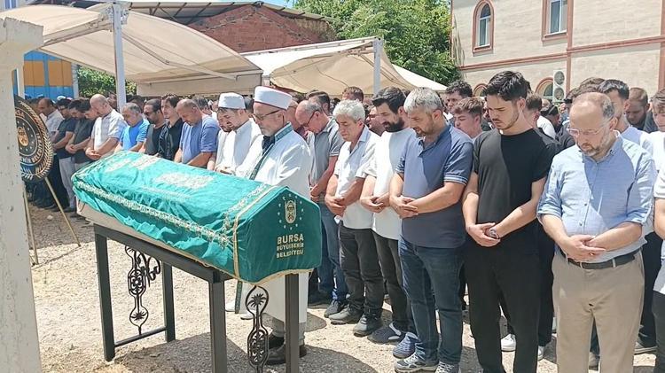 BİRLİKTE BÜYÜMÜŞLER