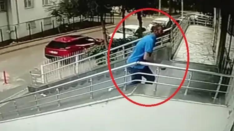 AMBULANSTAN İNDİRİLİRKEN SEDYEYLE DÜŞTÜ
