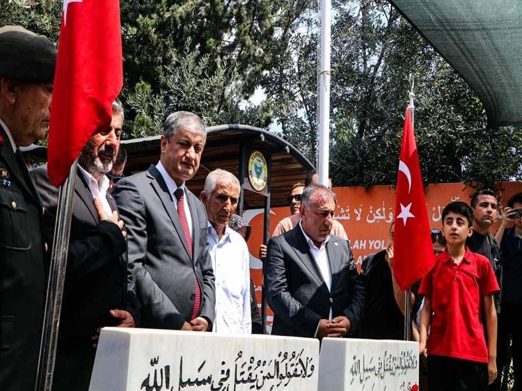 ‘CANLARINI SEVE SEVE BU VATANA VERDİLER’