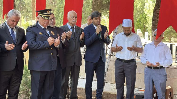 ALLAH EN BÜYÜK CEZAYI ONLARA VERSİN