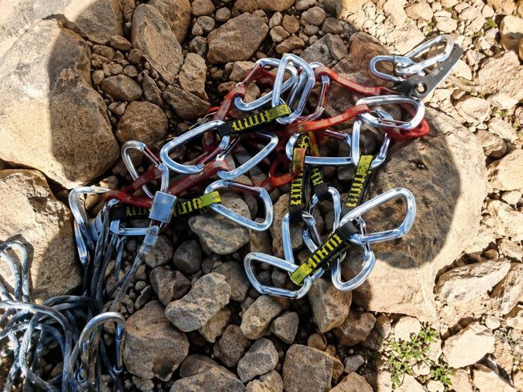 ÖLEN DAĞCININ CENAZESİ HASTANE MORGUNA KALDIRILDI