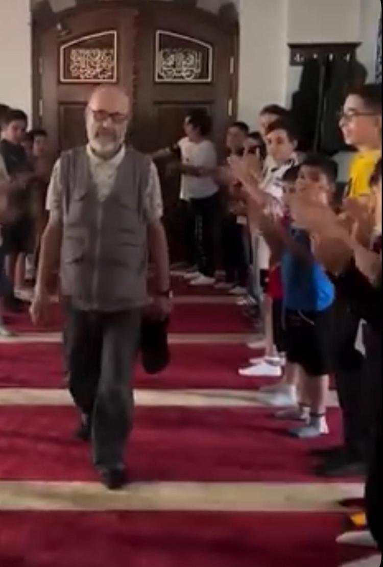 ‘UMREYE GİDEBİLECEĞİMİ HİÇ TAHMİN EDEMİYORDUM’