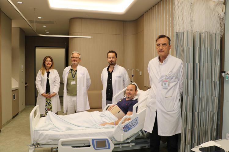 BİZİ ZORLAYAN BİR AMELİYAT