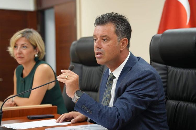 BELEDİYE MECLİSİ OLAĞANÜSTÜ TOPLANDI