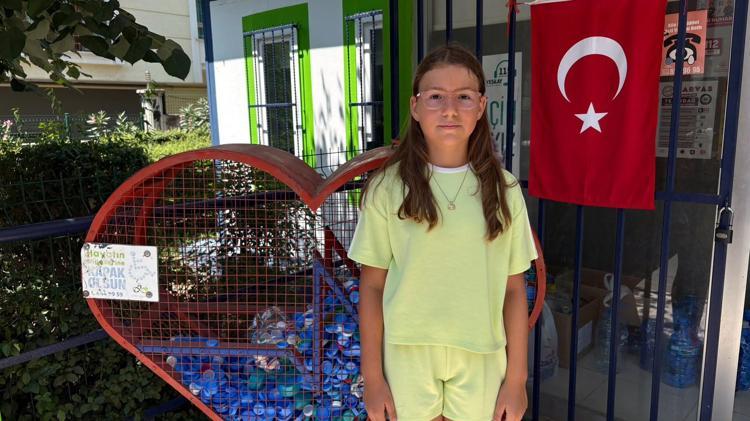 ‘DESTEK OLDUM, MUTLUYUM’