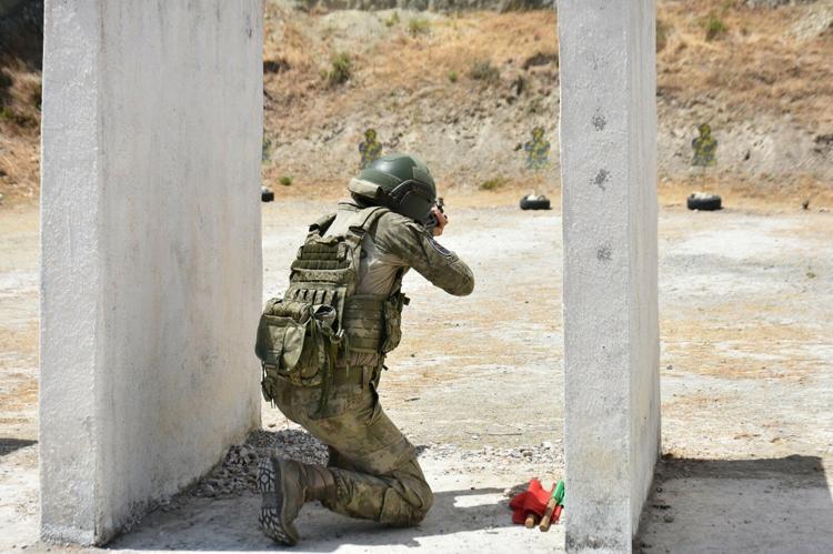 VATANINA ADANMIŞ BİR ASKER OLMAYI HEDEFLİYORUM