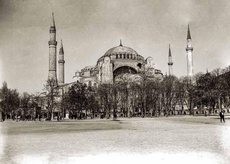 TUĞRA VE HADİS