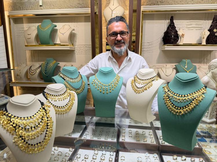 TASARIMI BİRÇOK KEZ DEĞİŞTİ