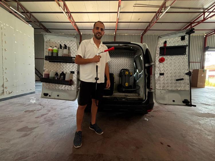 O AMCANIN MUTLULUĞU SONUCU BU UYGULAMAYA BAŞLADIM