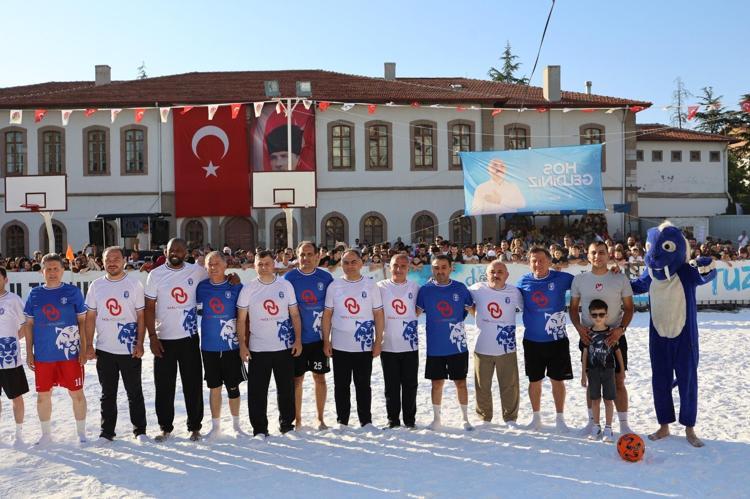 ‘150 BİNİN ÜZERİNDE ZİYARETÇİ BEKLİYORUZ’