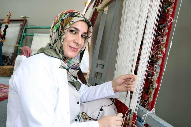 BU KÜLTÜRÜ YAŞATMAK BİZE GURUR VERİYOR