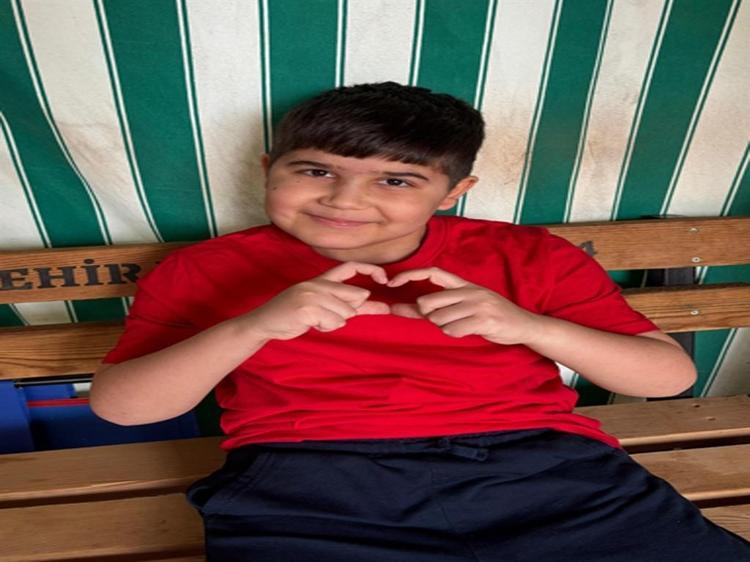 LÜTFEN SESİMİ DUYURUN