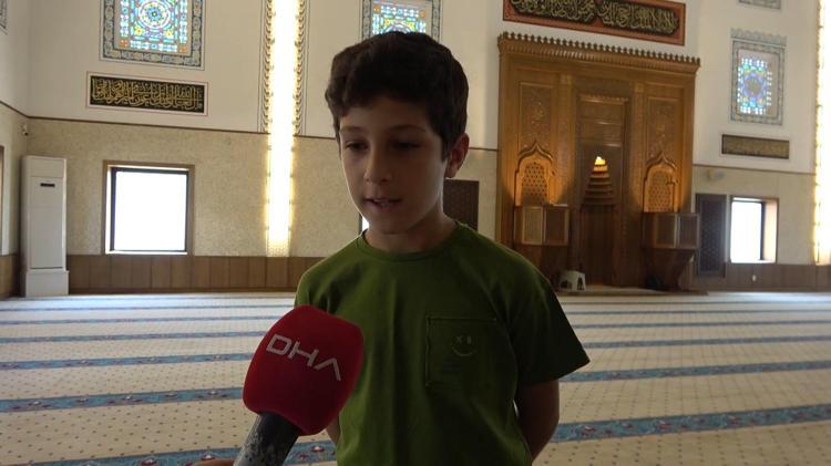 ‘HER ZAMAN FERAH BİR NAMAZ KILIYORUM’