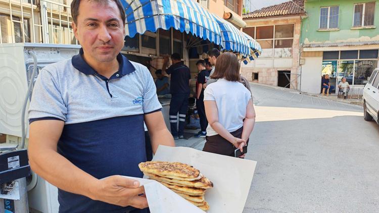 ÇOCUKLUĞUMUZDAN BERİ BU KUYRUKTAYIZ