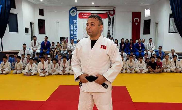KARDEŞ SPORCULAR, BİRBİRLERİNİN BAŞARILARINI ÖRNEK ALIYOR