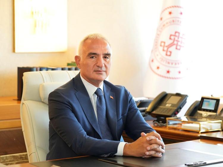 BÜYÜK BİR GURUR
