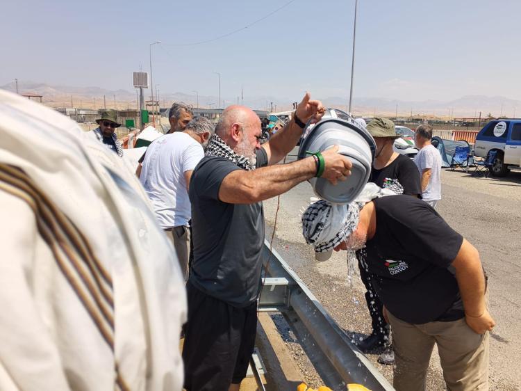 ‘KONVOYUN DURDURULMASI KABUL EDİLEMEZ’