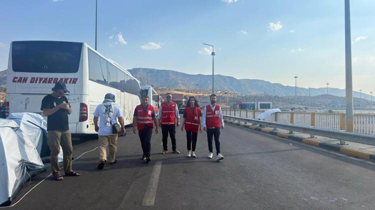 KIZILAY’DAN FİLİSTİN KONVOYU’NA İKRAM